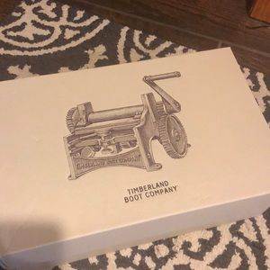 NWT Timberland ankle heeled boots